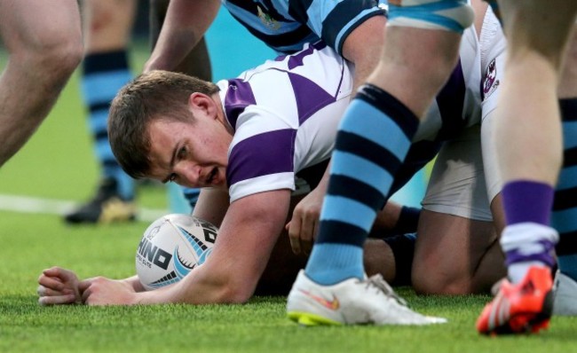 Colm Mulcahy scores a try