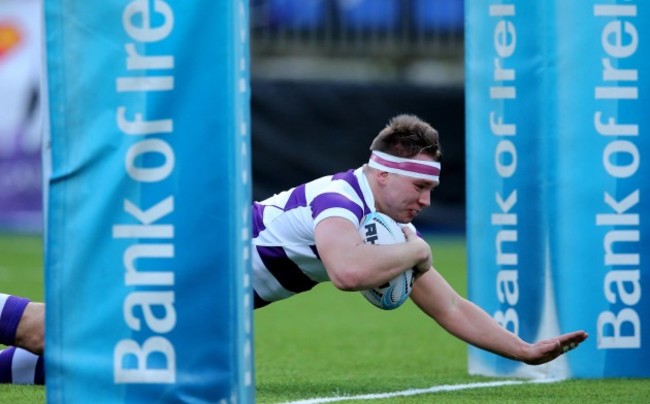 Nicolas Rinkin scores a try