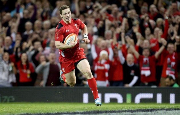 George North scores a try