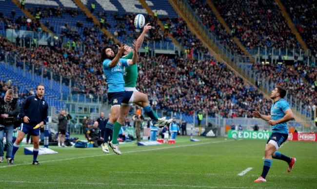 Tommy Bowe with Luke McLean