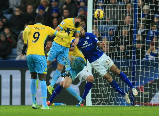 Soccer - Barclays Premier League - Leicester City v Crystal Palace - King Power Stadium