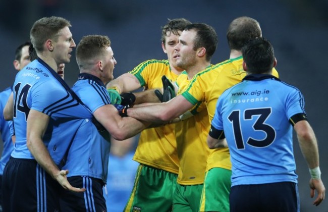 Neil McGee confronts Eoghan O&Otilde;Gara