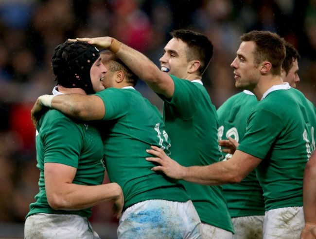 Tommy O'Donnell celebrates his try with teammates