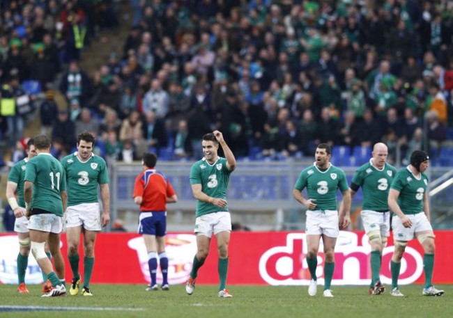 Conor Murray celebrates his try with teammates