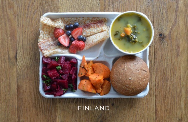 finland-pea-soup-beets-carrot-salad-bread-pannakkau-dessert-pancake-fresh-berries