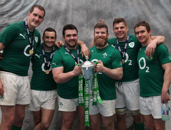 Devin Toner, David Kearney, Marty Moore, Gordon DÕArcy, Jordi Murphy and Eoin Reddan with the trophy