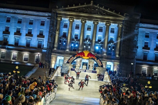 Team Phenom compete against Hill Bombers