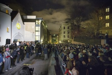 Muslims form 'human shield' around Oslo synagogue · TheJournal.ie