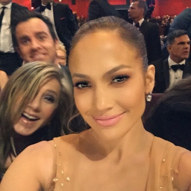 Photo bombed by my favorite couple Jennifer and Justin #Oscars