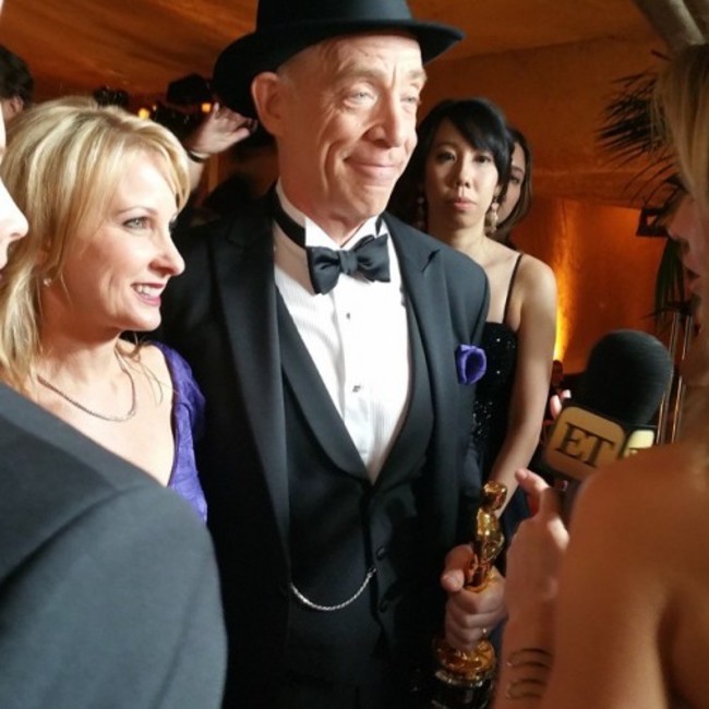 J.K. Simmons meeting the press with his Oscar