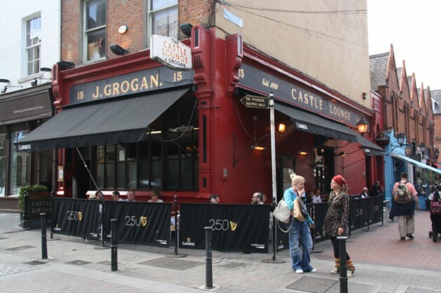 2010_08_21_004294_Dublin_PPC-South-Side-02_Grogans-Castle-Lounge