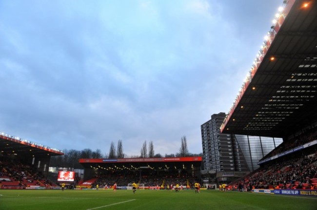 Soccer - Sky Bet League Championship - Charlton Athletic v Brentford - The Valley