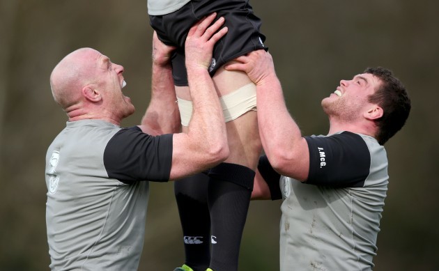 Paul O'Connell and Jack McGrath lift Jordi Murphy