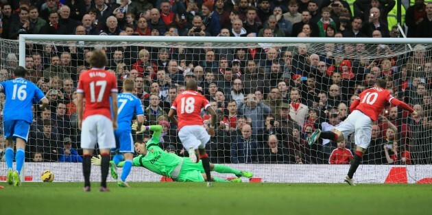 Soccer - Barclays Premier League - Manchester United v Sunderland - Old Trafford