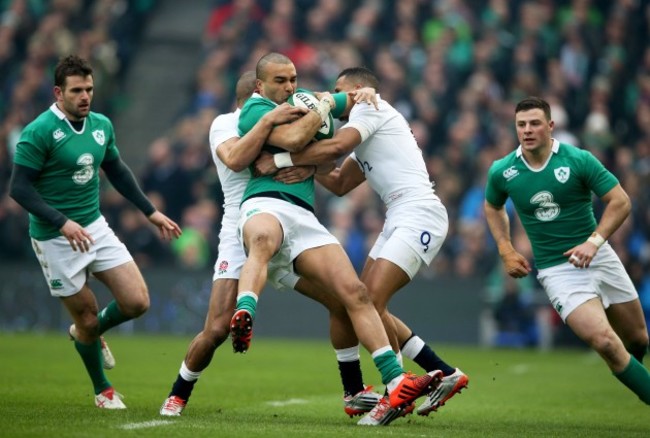 Simon Zebo tackled by Anthony Watson and Jonathan Joseph