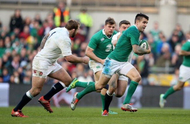 Conor Murray makes a break