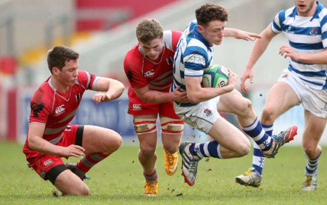 Jack Stafford and George O&Otilde;Hara tackle Lee Molloy