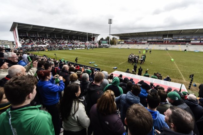 Fans at the open training session