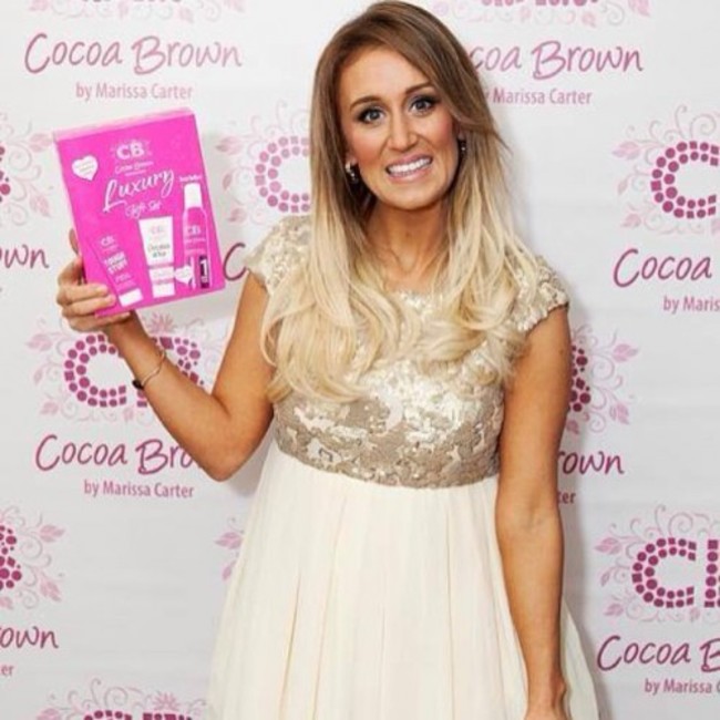 A snap from last year holding the @cocoabrowntan Luxury Gift Set - 33% OFF at the mo in Tesco Ireland stores! (Now €13.33!)