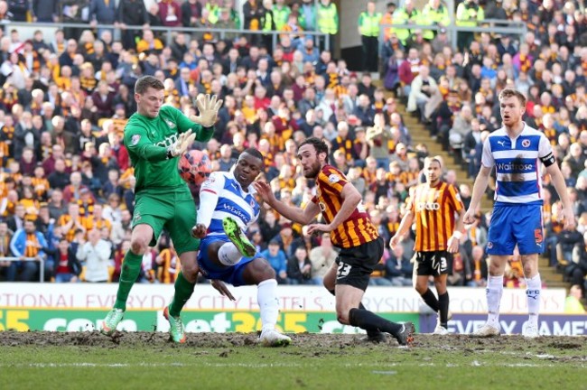 Soccer - FA Cup - Sixth Round - Bradford City v Reading - Valley Parade