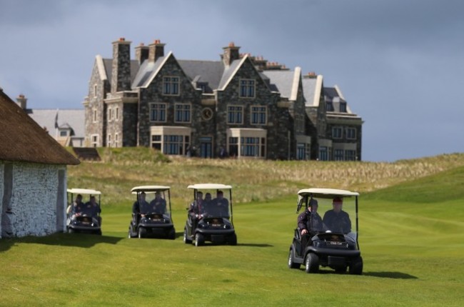Trump in golf conservation deal