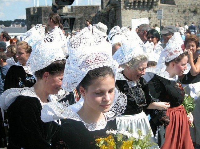 Closeup of headdresses