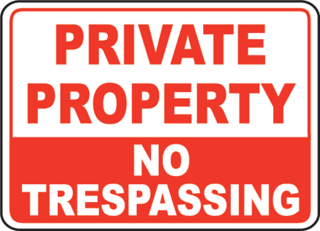 no-trespassing-signs-at