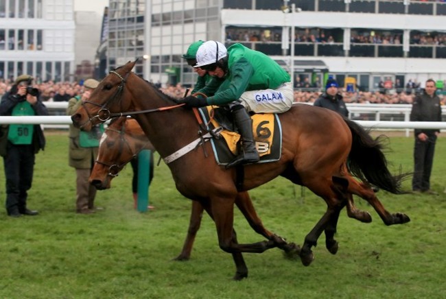 Horse Racing - 2015 Cheltenham Festival - Gold Cup Day - Cheltenham Racecourse