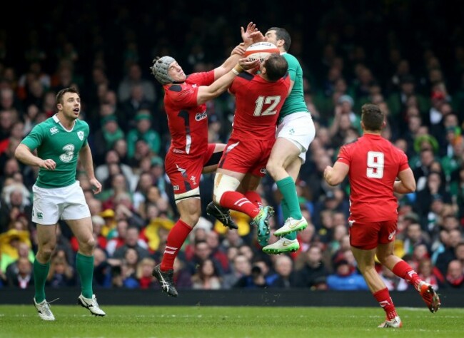 Rob Kearney with Jonathan Davies and Jamie Roberts