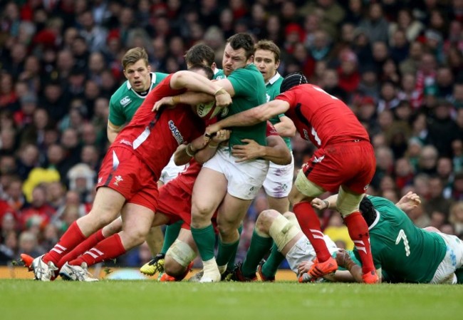 Cian Healy tackled by Aaron Jarvis