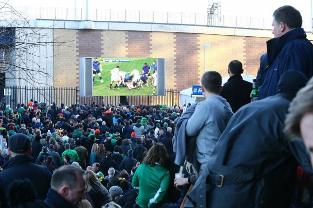 Scotland and Ireland supporters watch the England France match