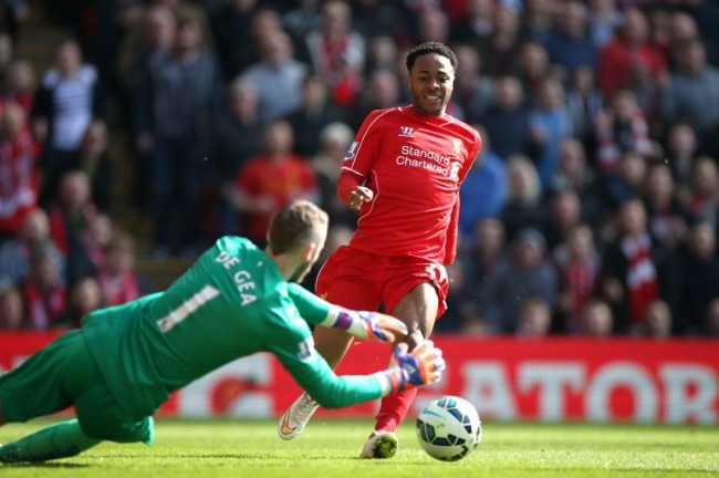 Soccer - Barclays Premier League - Liverpool v Manchester United - Anfield