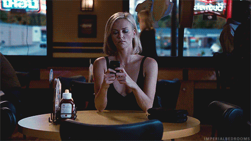 young-adult-texting