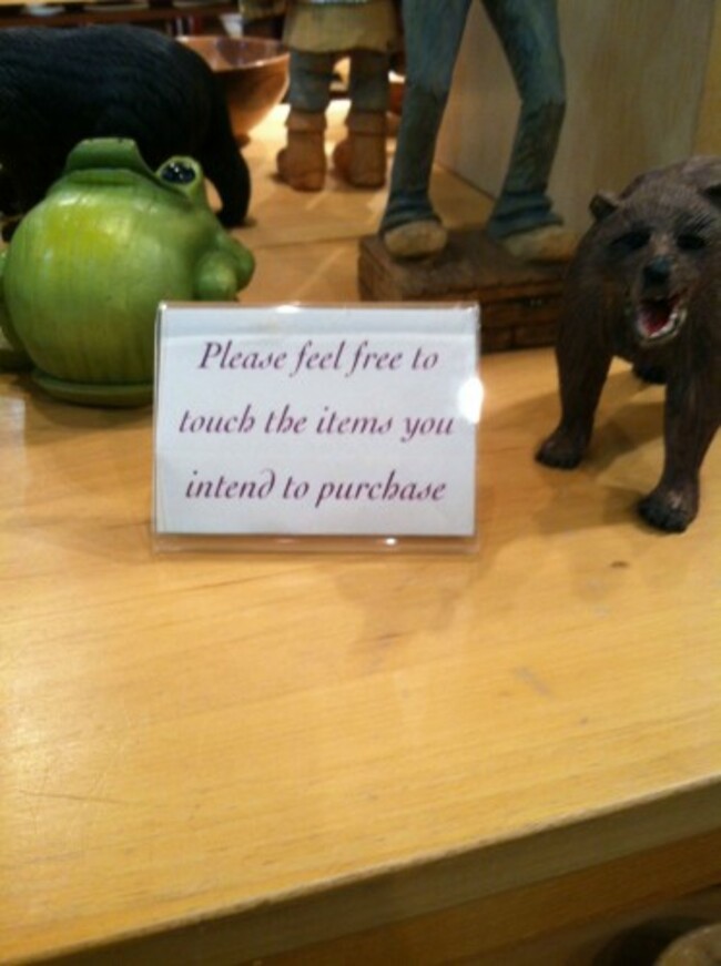 passive aggressive sign at an arts & crafts shop