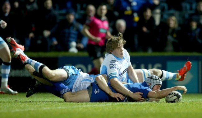 Isaac Boss scores his side's second try despite Connor Braid and Jonny Gray