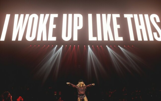 Beyonce - Mrs. Carter World Tour 2014 - Manchester