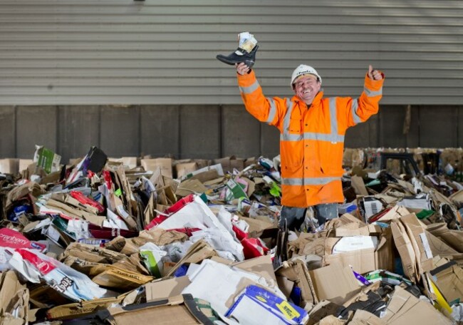 Panda worker finds €1,500 in recycling skip 303