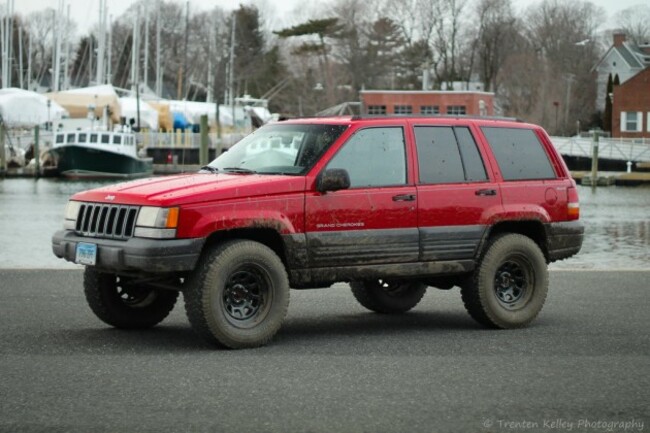 Jeep Grand Cherokee Mudding