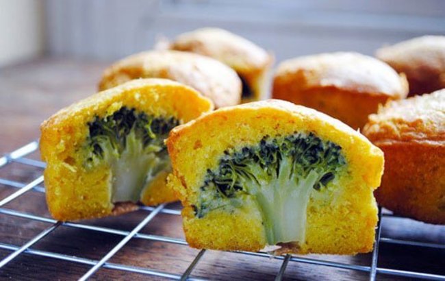 Look! Savoury Broccoli Cupcakes