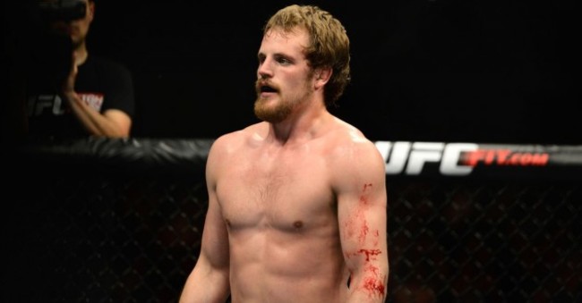 Gunnar Nelson celebrates winning