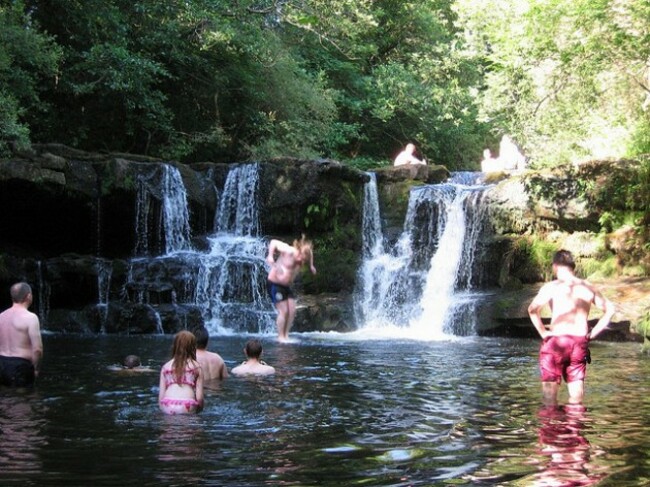 JK walks on water - Swimming at Clare Glens