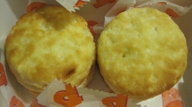 Popeyes_biscuits_2