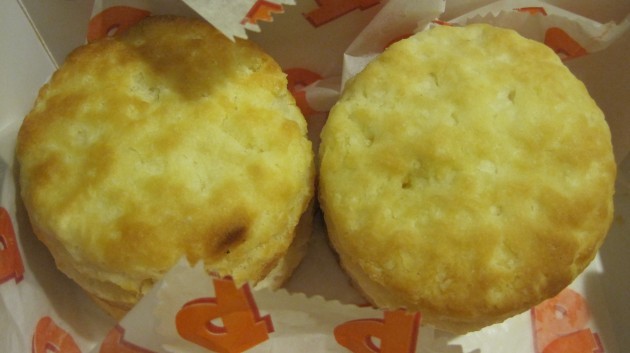 Popeyes_biscuits_2