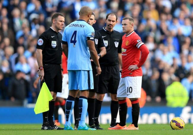 Soccer - Barclays Premier League - Manchester City v Manchester United - Etihad Stadium