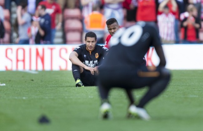 Soccer - Barclays Premier League - Southampton v Hull City - St Mary's