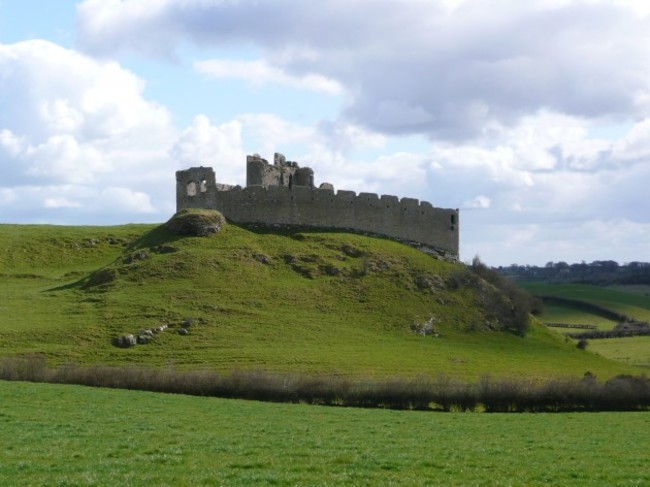 Roche_Castle_from_North_West_1