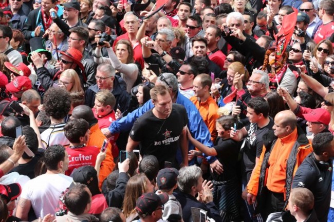 The Toulon team arrive