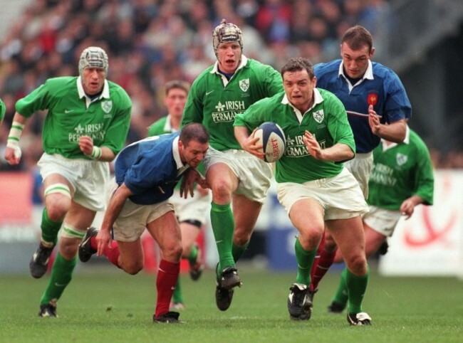 Rob Henderson breaks through 19/3/2000