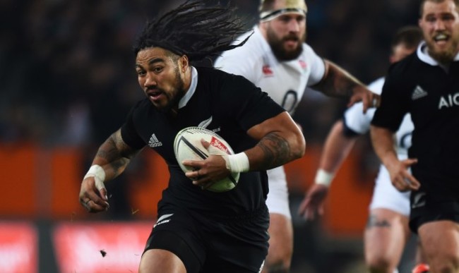 Ma'a Nonu breaks away