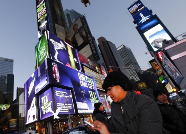 Mountain Dew Kickstart Virtual Vending Machine